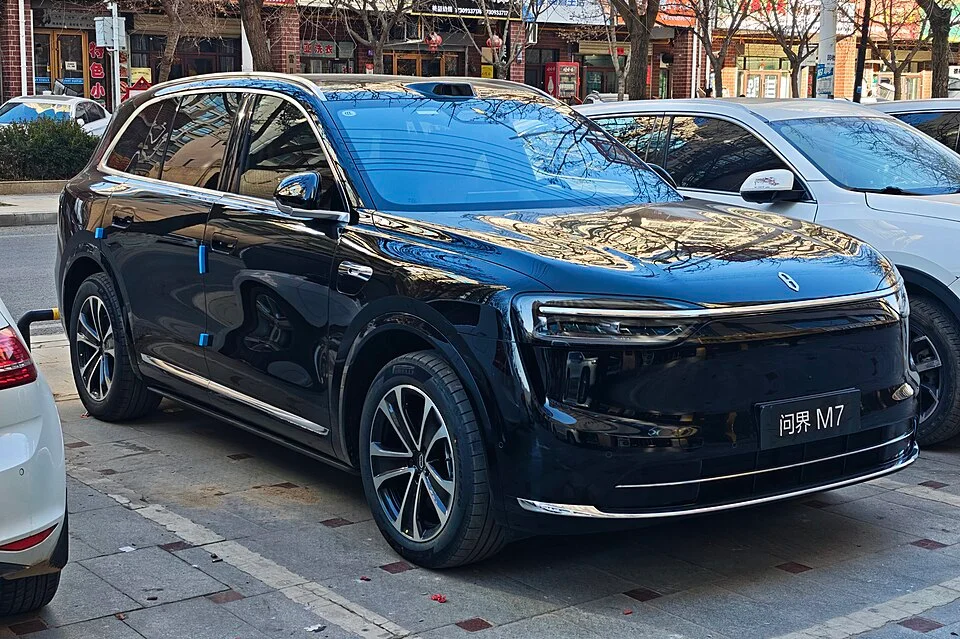 AITO M7