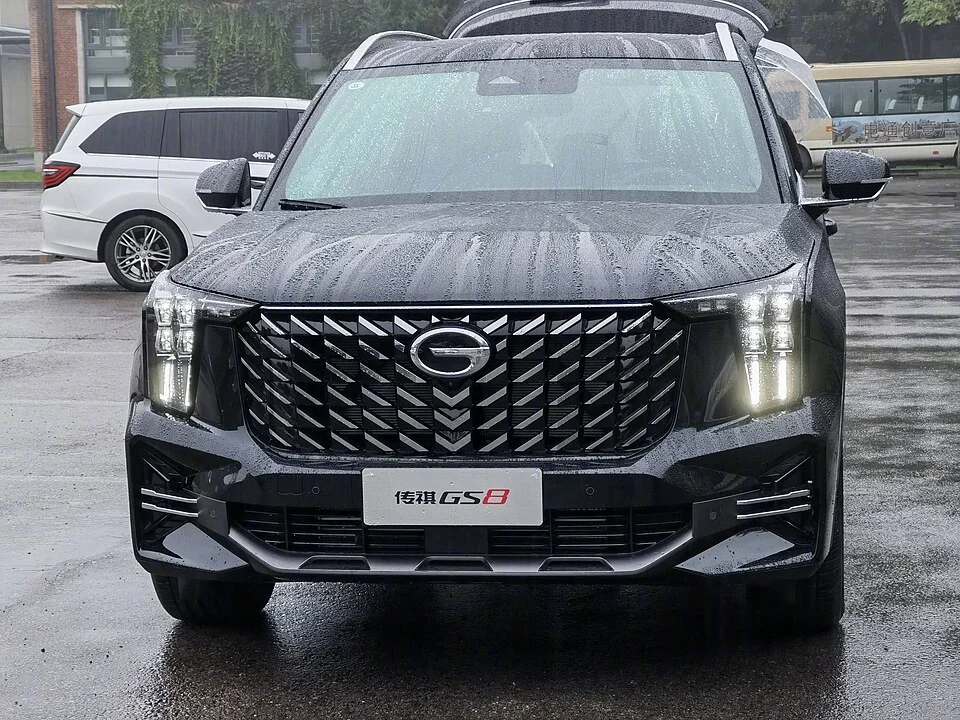 GAC GS8